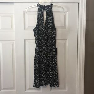Express Summer dress NWT size 4 black/ white